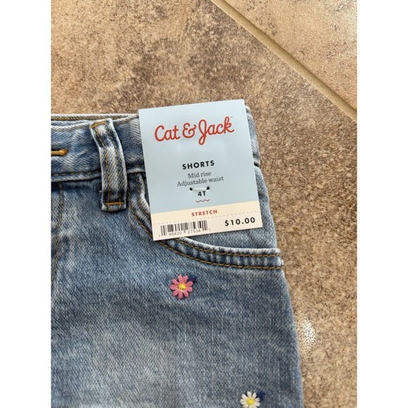 Cat & Jack Toddler Girls' Floral Light Wash Jean Shorts Size 4T Adjustable Waist - Picture 2 of 4